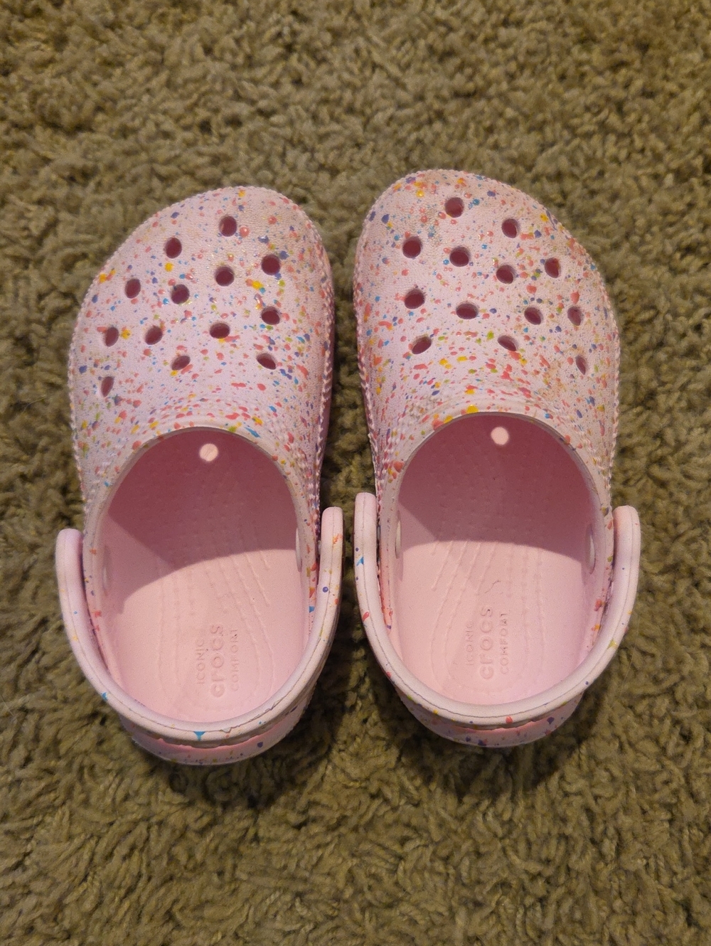 CROCS Kids Light Pink Paint Splatter Water Clogs
